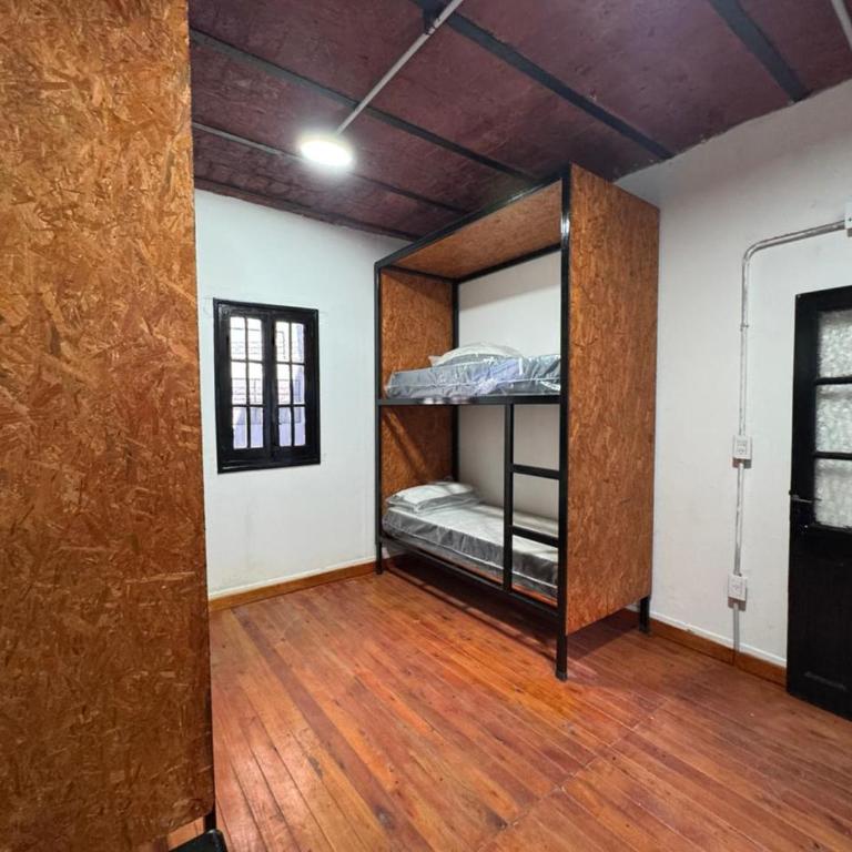 Hostel Puesto Uno - Mixed Dormitory Room - 3