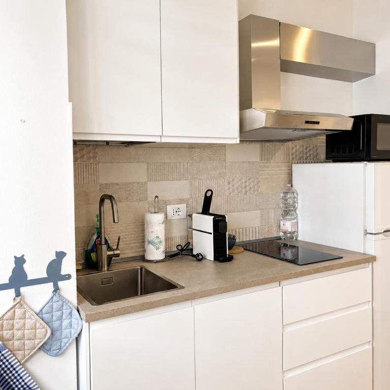 La casa di Isy - bilocale con parcheggio privato - Apartment mit 1 Schlafzimmer - 12