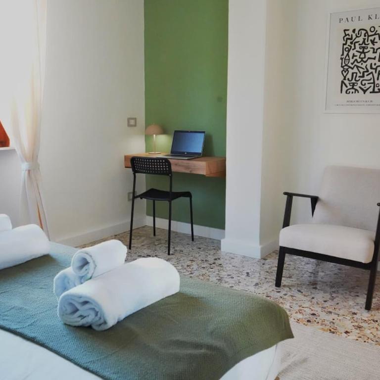 Siena Centrale- ZTL Free- Parcheggio gratis - Appartamento con 2 Camere da Letto - 1