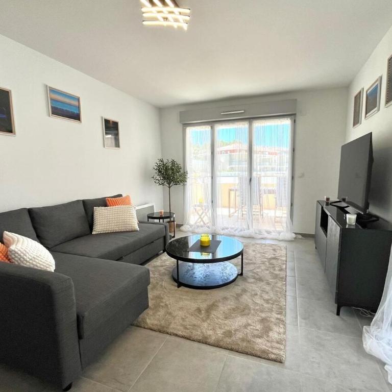 Apartment with Pool & Large Terrace - Appartement 2 Chambres - 1