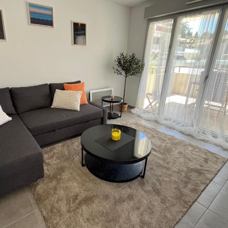 Apartment with Pool & Large Terrace - Appartement 2 Chambres - 7