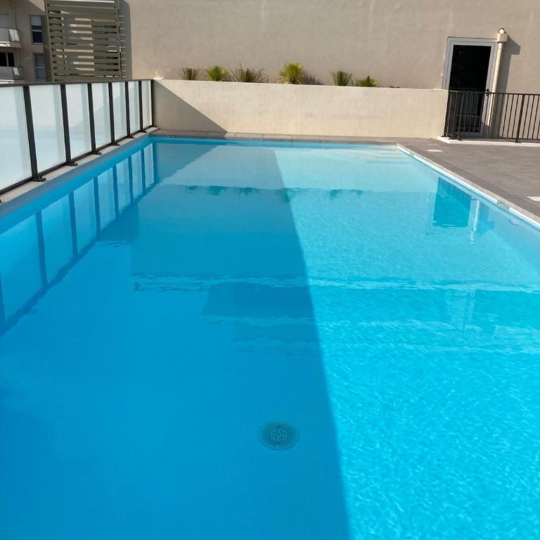 Apartment with Pool & Large Terrace - Appartement 2 Chambres - 8