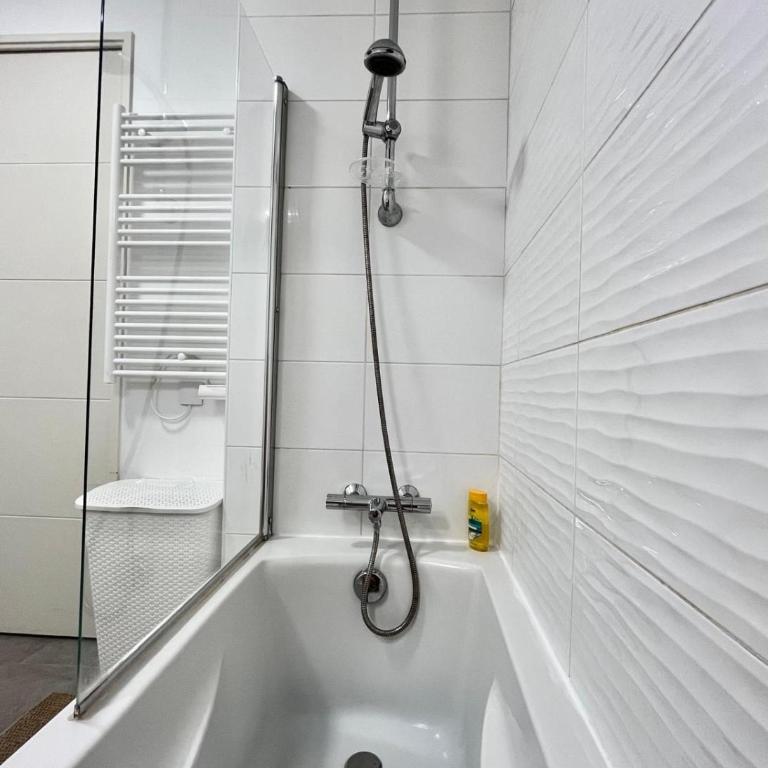 Apartment with Pool & Large Terrace - Appartement 2 Chambres - 15