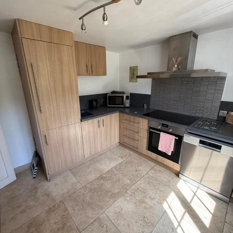 Domaine du Soleil Couchant - Four-Bedroom House - 26
