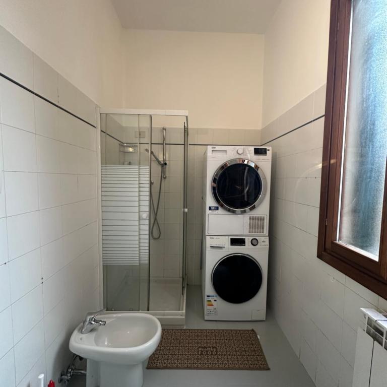 Golden Venezia Guest Rooms - Camera Matrimoniale con Bagno Privato - 16