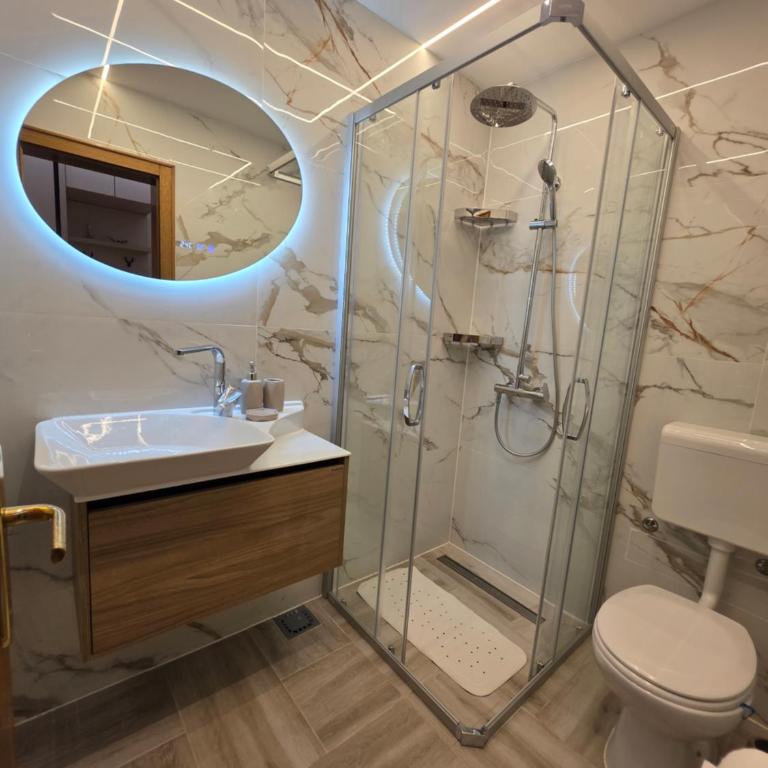 Apartmani Central 6 & Free Parking - One-Bedroom Apartment - 6