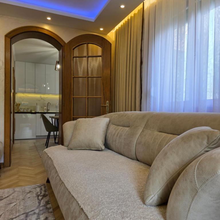 Apartmani Central 6 & Free Parking - One-Bedroom Apartment - 8
