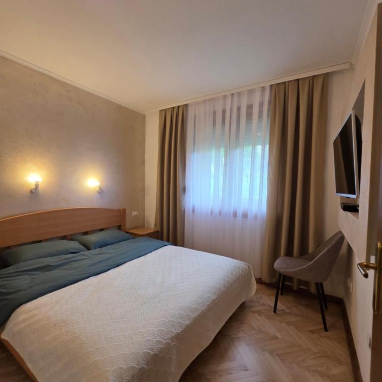 Apartmani Central 6 & Free Parking - One-Bedroom Apartment - 15