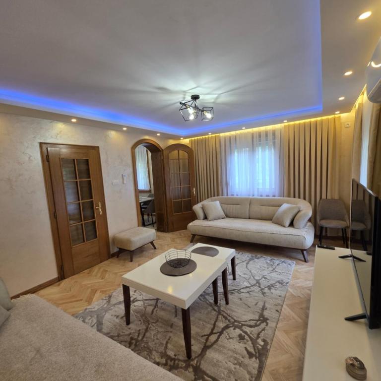Apartmani Central 6 & Free Parking - One-Bedroom Apartment - 22
