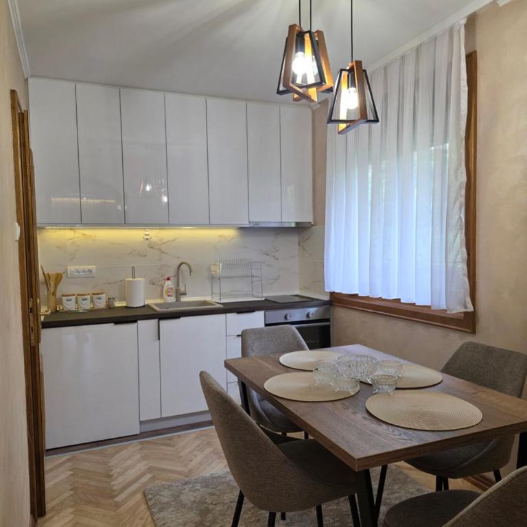 Apartmani Central 6 & Free Parking - One-Bedroom Apartment - 33
