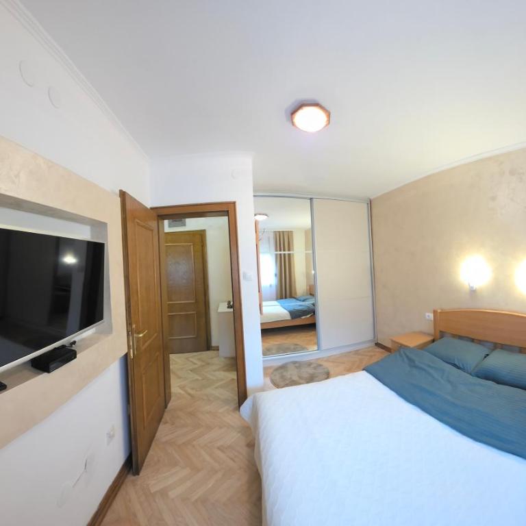 Apartmani Central 6 & Free Parking - One-Bedroom Apartment - 42