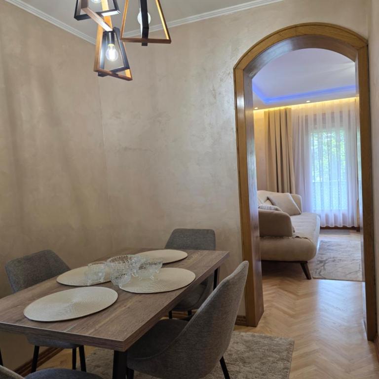 Apartmani Central 6 & Free Parking - One-Bedroom Apartment - 44