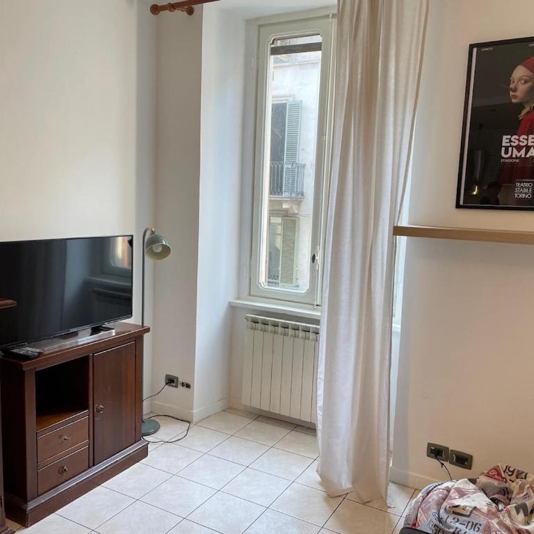 Sansa House Comfortable and within walking distance of the center - Two-Bedroom Apartment - 12
