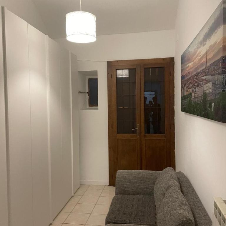 Sansa House Comfortable and within walking distance of the center - Two-Bedroom Apartment - 21