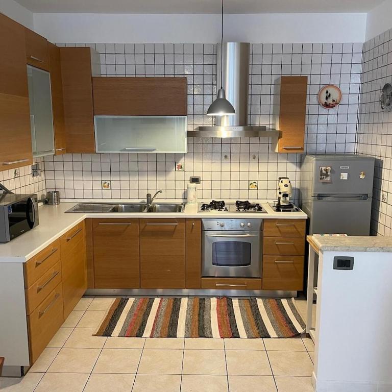 Sansa House Comfortable and within walking distance of the center - Two-Bedroom Apartment - 32