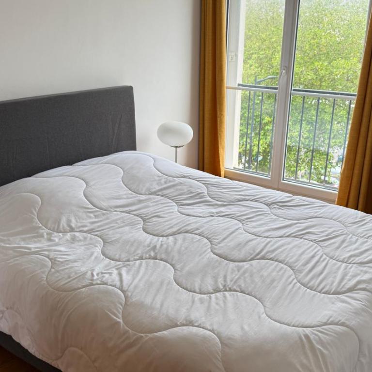 Appartement au design rétro avec ascenseur, balcon et vue panoramique - Apartment mit 2 Schlafzimmern - 10