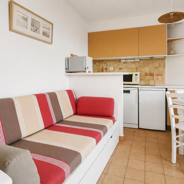 T3 avec piscine, jardin, parking & Accès Mer - Apartment mit 2 Schlafzimmern - 19