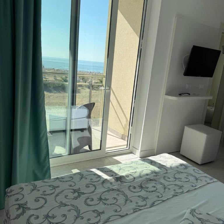 Hotel Linda - Junior Suite con Vista Mare - 5