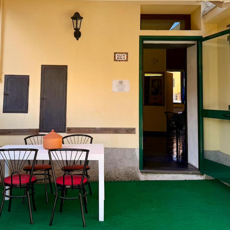Casa con Cortile, Barbecue e Parcheggio Privato - One-Bedroom House - 3