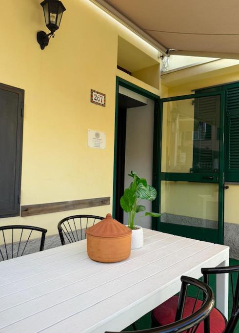 Casa con Cortile, Barbecue e Parcheggio Privato - One-Bedroom House - 5