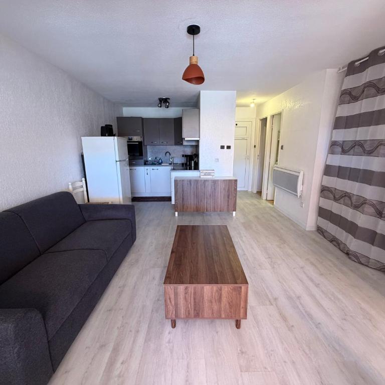 T2 cabine 6 pers terrasse vue mer Plage à - 5 Min - Appartement 2 Chambres - 10