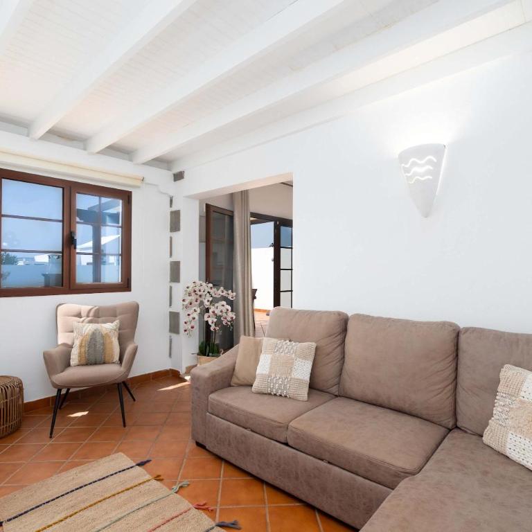 Casa Annabelle - Playa Blanca by Villas Now - Villa - 16