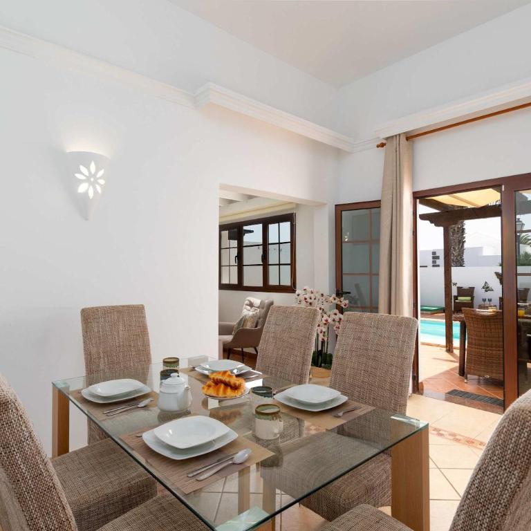 Casa Annabelle - Playa Blanca by Villas Now - Villa - 25