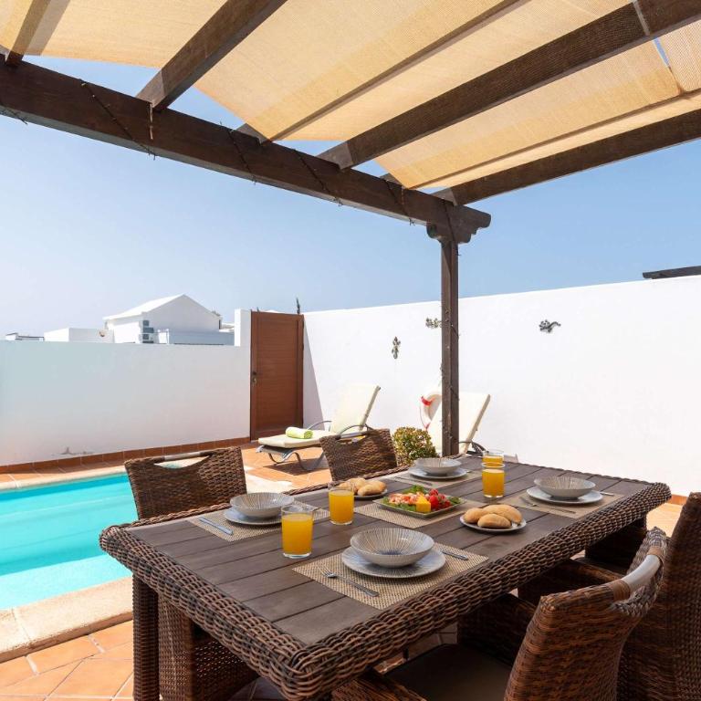 Casa Annabelle - Playa Blanca by Villas Now - Villa - 27