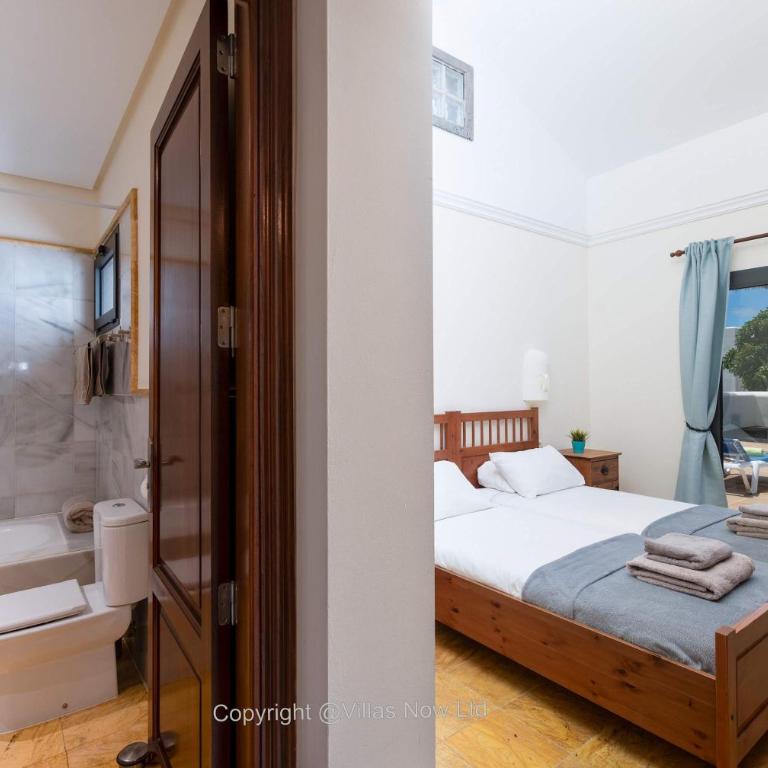 Villa Del Faro - Sunshine Awaits by Villas Now Ltd - Villa - 5