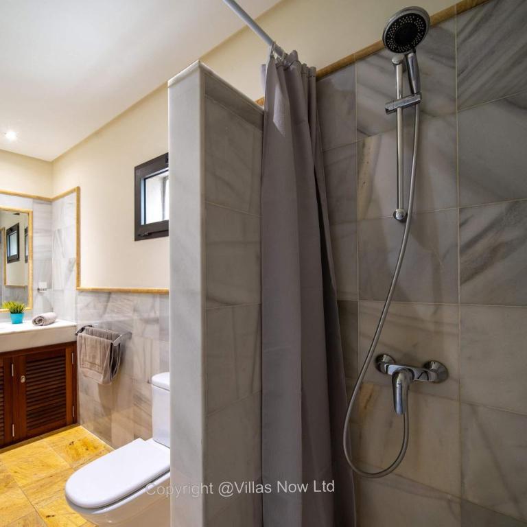 Villa Del Faro - Sunshine Awaits by Villas Now Ltd - Villa - 30