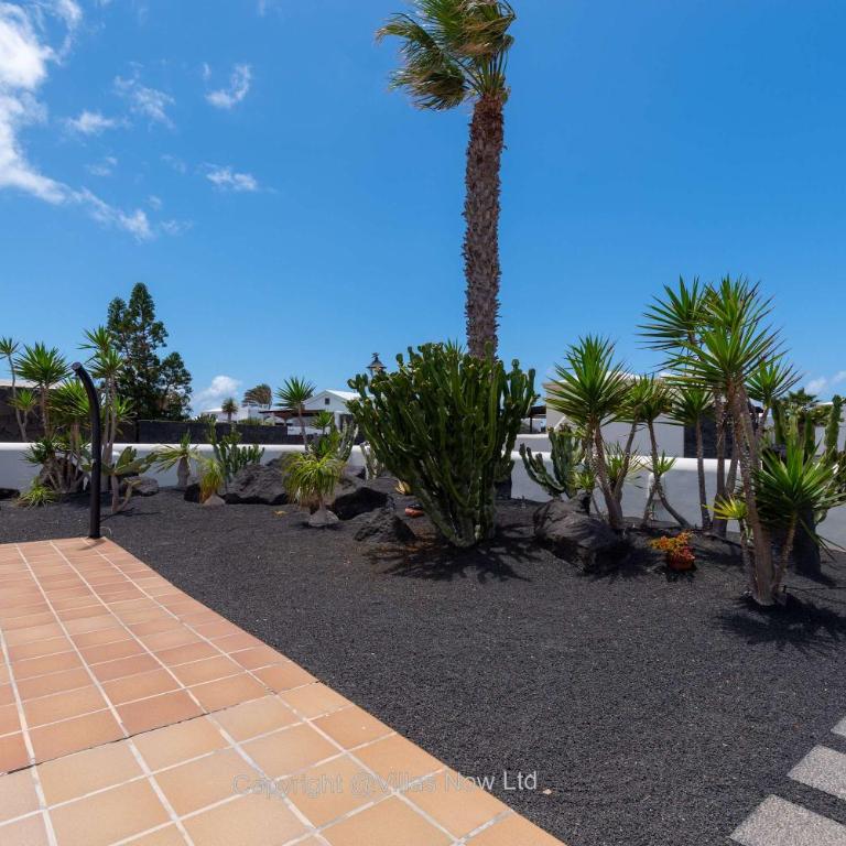Villa Del Faro - Sunshine Awaits by Villas Now Ltd - Villa - 33