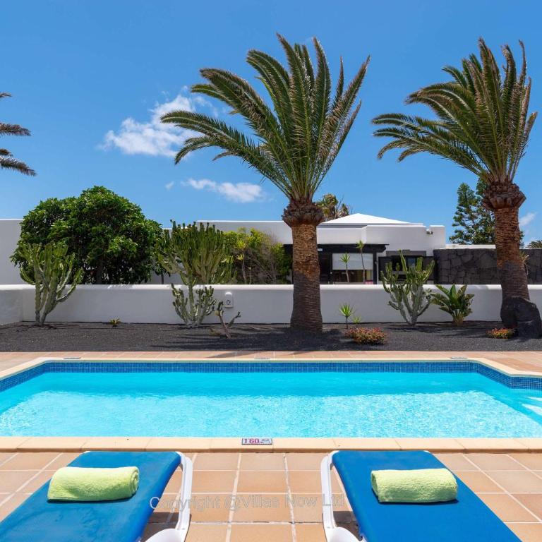 Villa Del Faro - Sunshine Awaits by Villas Now Ltd - Villa - 39