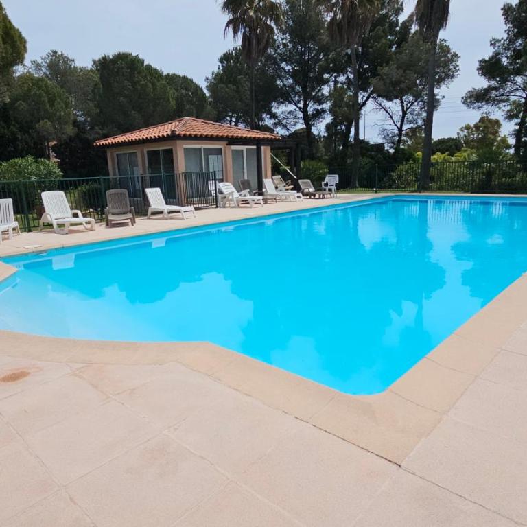 Apartment Gioia, strandnah, familienfreundlich, Garage, Pool by Riviera Homelife Managment - Appartement avec Terrasse - 1