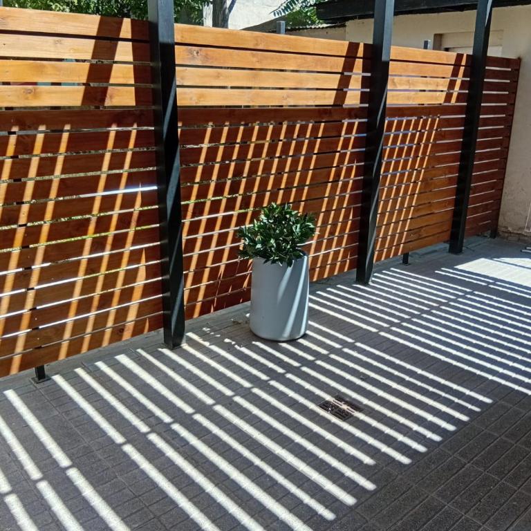 Moderno departamento cerca del Parque Gral San Martin - One-Bedroom Apartment - 2