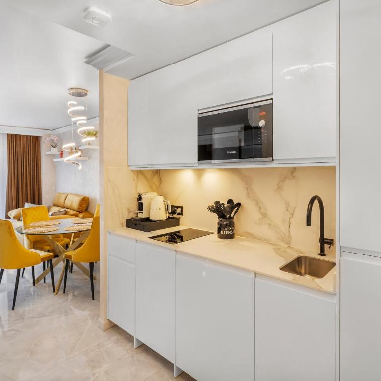 A&R Luxury Apartments - Estudio con cama extragrande y sofá cama - 10