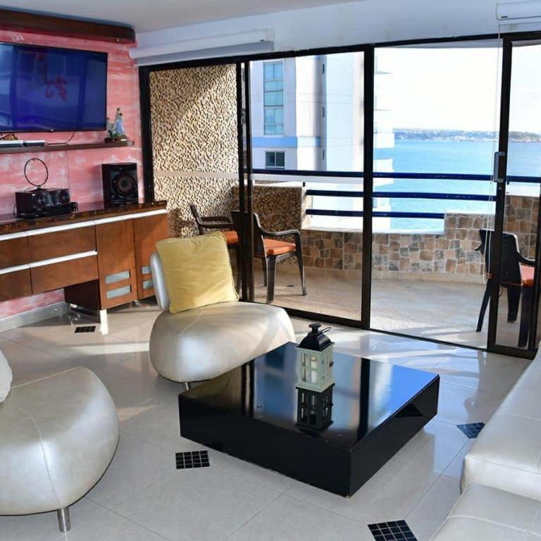 Luxury frente al mar laguito Cartagena edificio marina del rey - Three-Bedroom Apartment - 19