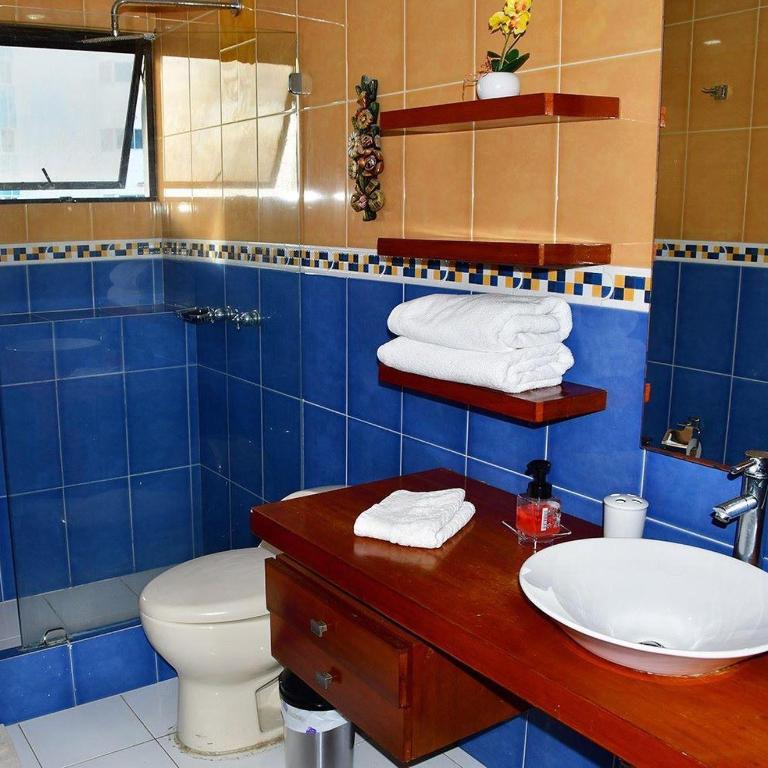 Luxury frente al mar laguito Cartagena edificio marina del rey - Three-Bedroom Apartment - 28