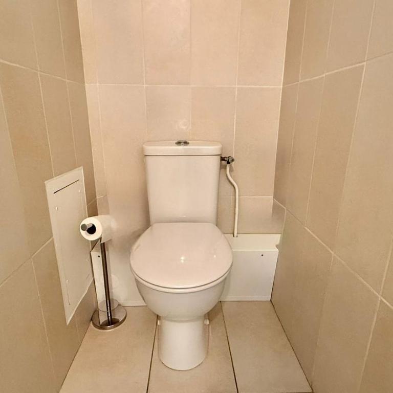 Appartement F2 à Fréjus avec terrasse et parking - Apartamento de 1 dormitorio - 16