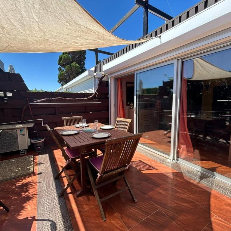 Villa climatisée 35m² avec terrasse, Capacité 2-4 pers., Parking - FR-1-867-5 - Villa - 1
