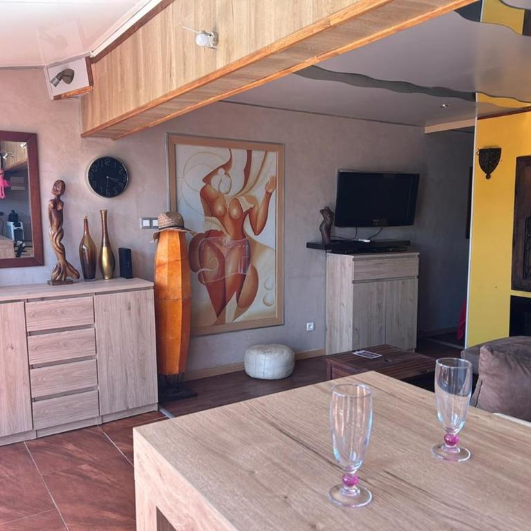 Villa climatisée 35m² avec terrasse, Capacité 2-4 pers., Parking - FR-1-867-5 - Villa - 7