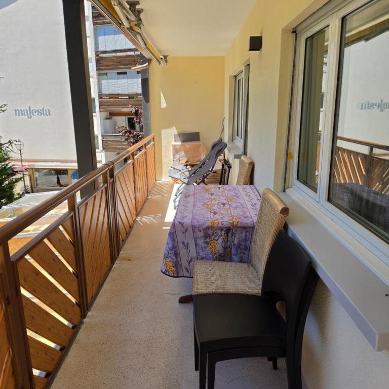Diana 1 appartement spacieux 5 pièces - Apartment mit 4 Schlafzimmern und einem Balkon - 25