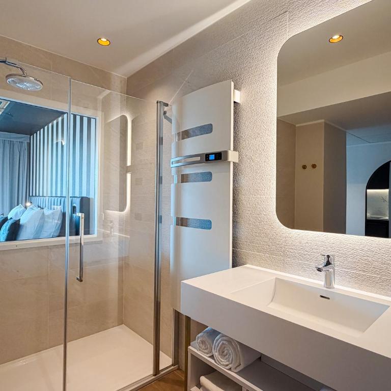 Le VIBES RESORT By AGN "réservé aux couples" - Studio harbor view 1st floor - 8