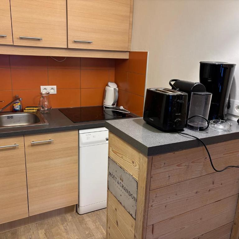 Duplex rénové, 10 couchages, piscine et sauna - Apartment - 11