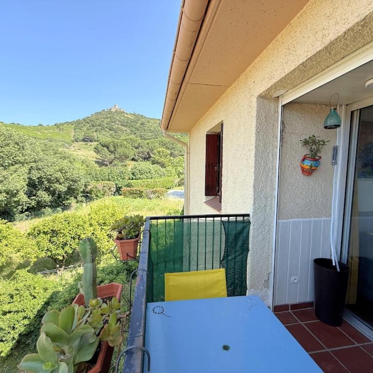 Escarbat - One-Bedroom Apartment - 1
