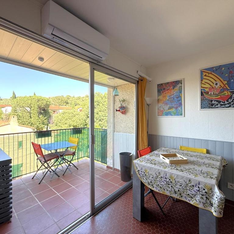 Escarbat - One-Bedroom Apartment - 11