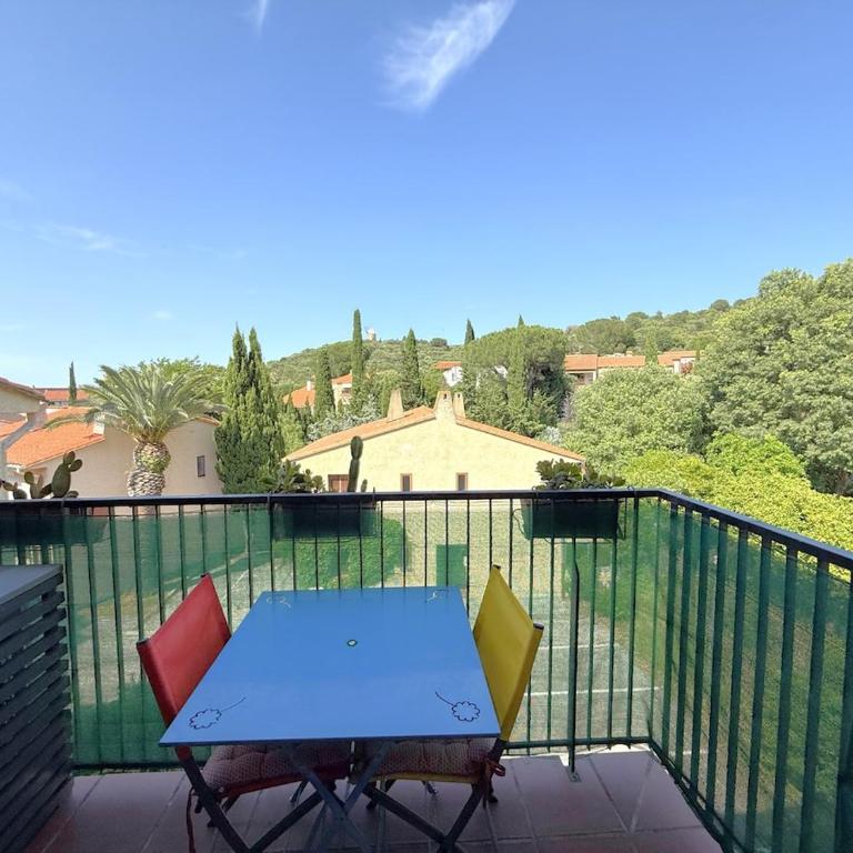 Escarbat - One-Bedroom Apartment - 13