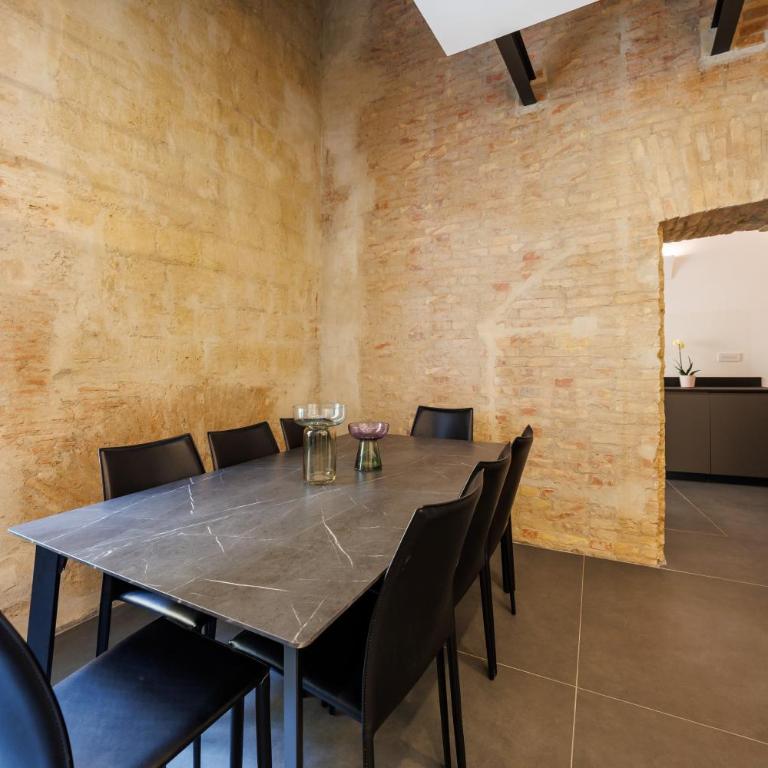 FelyApartment - Historic City Center District - Apartment mit 3 Schlafzimmern - 59