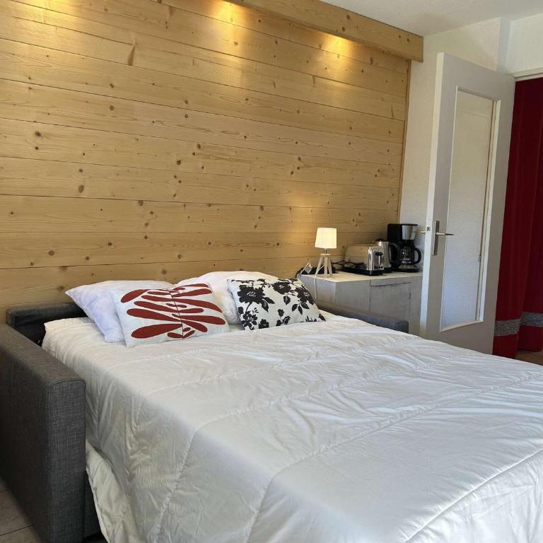 Montgenèvre : Studio rénové, ski aux pieds, 4 pers., parking inclus, animaux acceptés - FR-1-330D-135 - Apartment - 23
