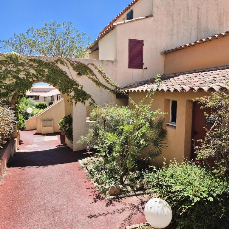 Résidence avec piscine, vue mer, tennis, parc pour enfants - Apartment mit 2 Schlafzimmern - 11