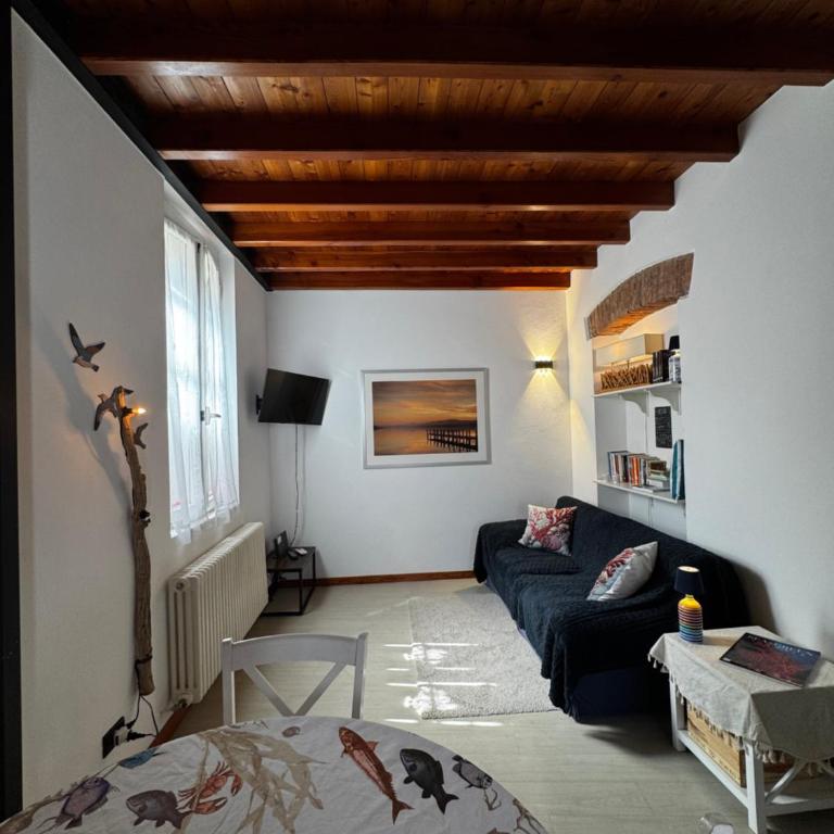 CASA BOSSA - Centro storico a 1 minuto dal mare - Appartamento con 2 Camere da Letto - 2